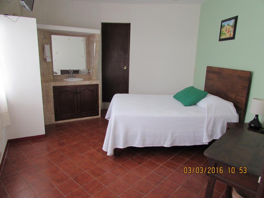 Hotel Puerto Piedra Пуэрто-Эскондидо Экстерьер фото