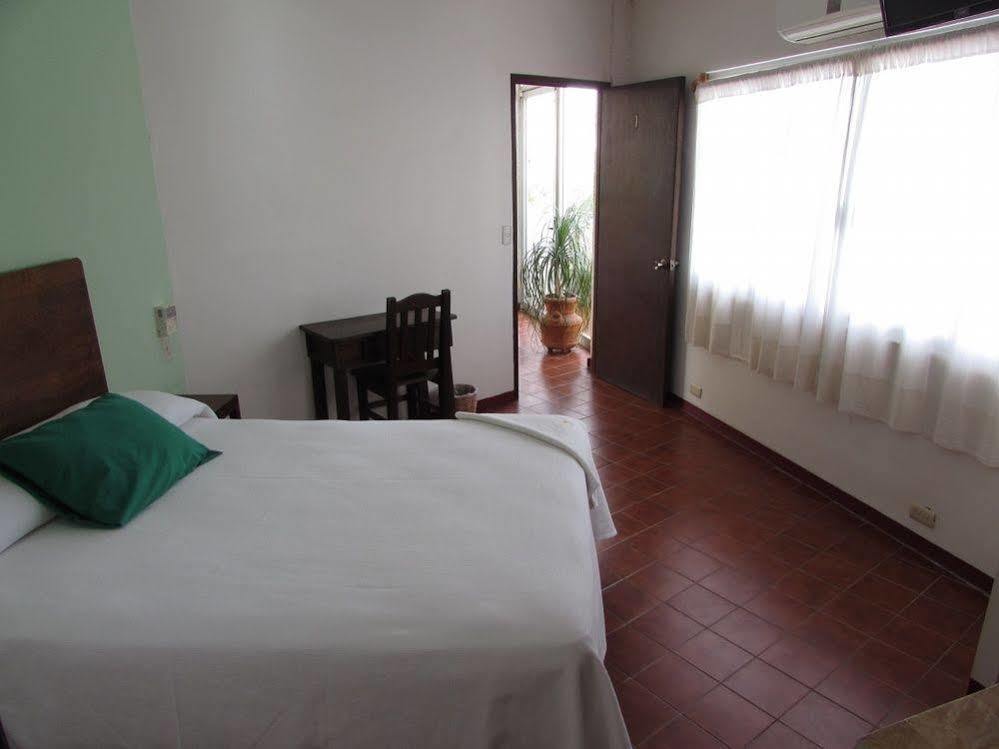 Hotel Puerto Piedra Пуэрто-Эскондидо Экстерьер фото